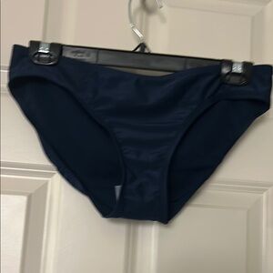 Women’s hipster swim briefs